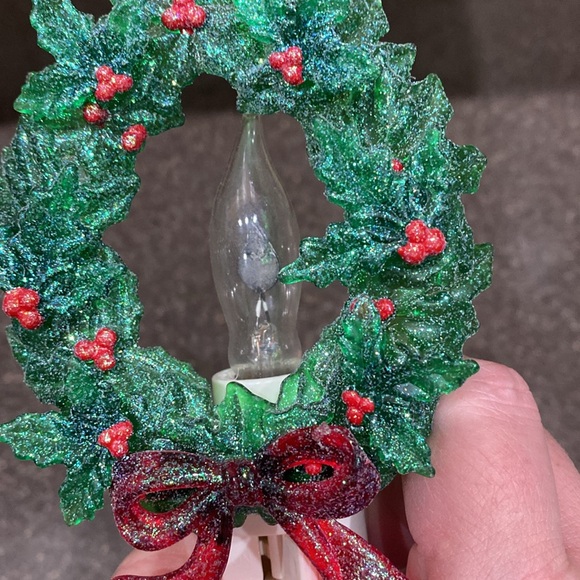 Christmas flickering nightlight - Picture 3 of 8